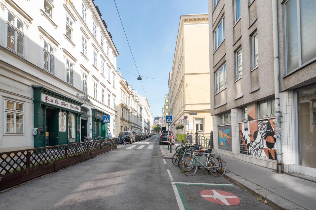 Immersed Into Vienna'S City Life And Yet A Retreat Exteriér fotografie